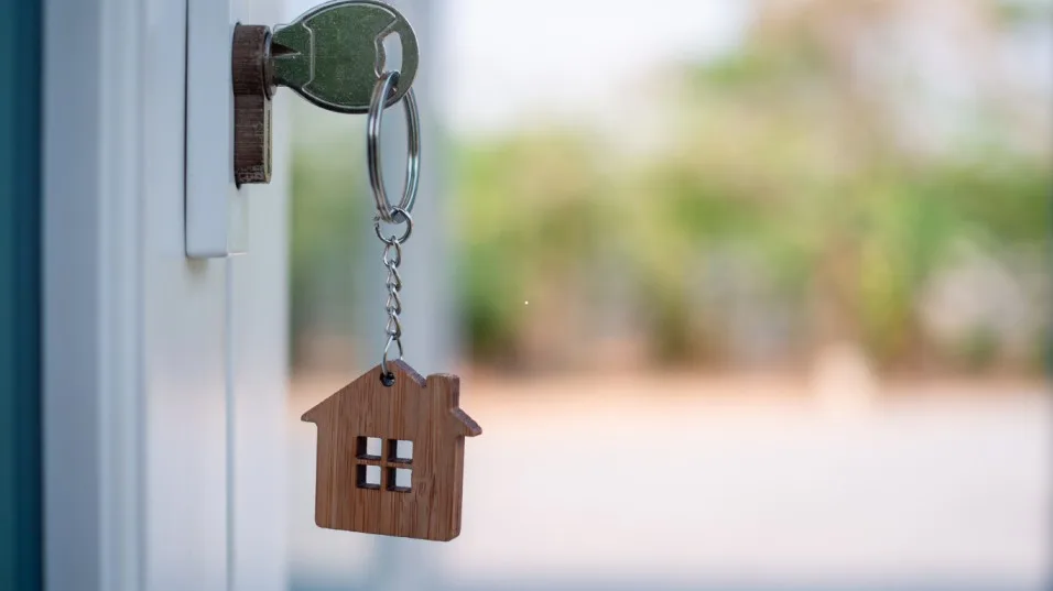 A Residential Locksmith expert working to fix door lock issues